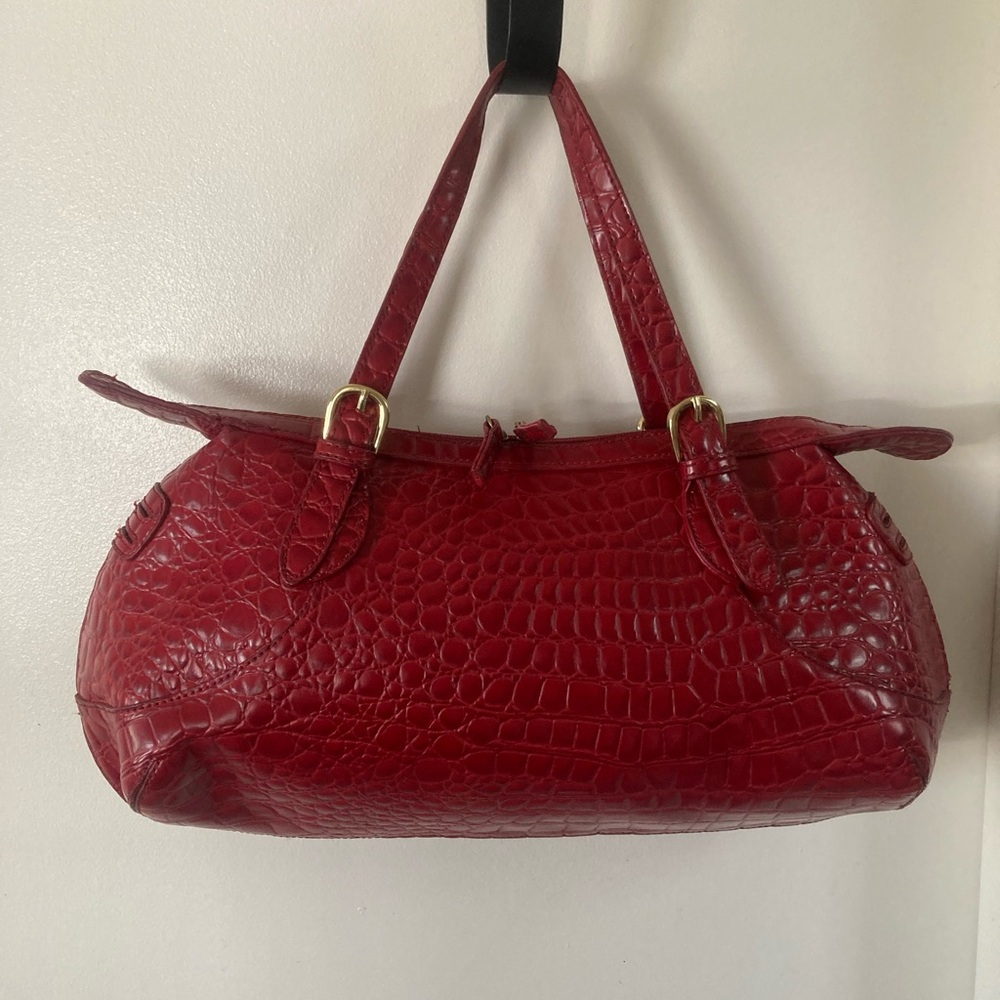 Elegant Red Tianni Crocodile-Embossed Women's Bag - Picture 10 of 12